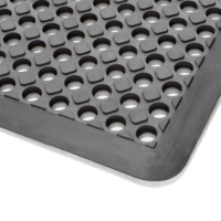Rubber Matting For Use In Oily Environments
