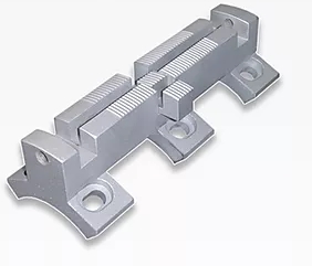 Rotary Jaw with Reduced Sealing Area