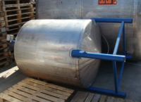 1,700 Litre Stainless Steel Mixing Vessel