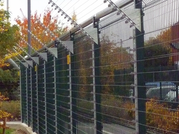 Pulse Monitored Electric Fencing
