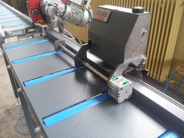 Roller Conveyors For Sawing Machines