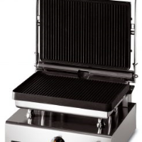 Lincat Lynx 400 Electric Counter-top Heavy Duty Panini Grill - Smooth Upper & Lower Plates - W 395 mm - 3.0 kW