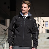 Hooded softshell jacket