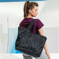 TriDri&#174; camo shoulder/tote bag