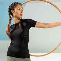 Women's TriDri&#174; seamless '3D fit' multi-sport reveal sports top