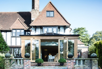 Custom Built Seasoned Oak Orangeries In Bristol