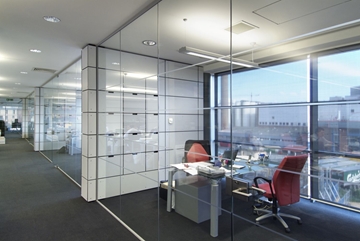Fully Relocatable Frameless Partition System