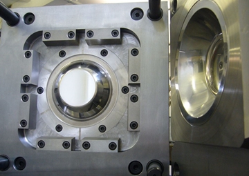 Plastic Injection Mould Toolmaking In UK