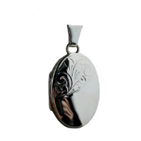 Silver 22mm half hand engraved oval Locket with mirraculous medal