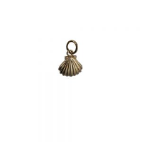 9ct Gold 11x9mm Sea Shell Pendant or Charm