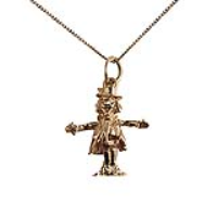 9ct Gold 18x17mm moveable Scarecrow Pendant with a 0.6mm wide curb Chain 16 inches Only Suitable for Children