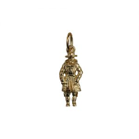 9ct Gold 18x8mm Beefeater Pendant or Charm