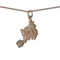 9ct Gold 25x15mm Map of Sark Pendant with a 1.1mm wide cable Chain