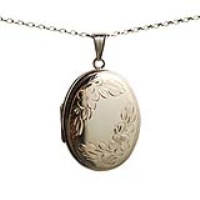 9ct Gold 35x26mm oval hand engraved Locket with a 1.4mm wide belcher Chain 18 inches