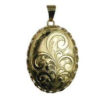 9ct Gold 37x28mm oval hand engraved twisted wire edge Locket