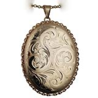9ct Gold 48x38mm oval hand engraved twisted wire edge Locket with a 1.8mm wide belcher Chain