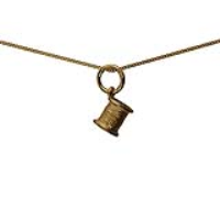9ct Gold 6x7mm seamstress&#39;s Cotton Reel Pendant with a 0.6mm wide curb Chain 16 inches Only Suitable for Children