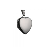 9ct White Gold 24x20mm heart shaped plain Locket