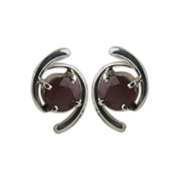 Silver 15x11mm Earrings set with 6mm round Garnet