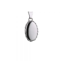 Silver 20x13mm oval plain Locket with a twisted wire edge