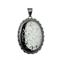 Silver 37x28mm oval hand engraved twisted wire edge Locket