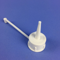 WHITE NOZZLE FOR NN6 BOTTLE C/W ATTACHED CAP