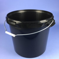 BLACK 26 LITRE ROUND BUCKET C/W METAL HANDLE & TAMPER EVIDENT NECK