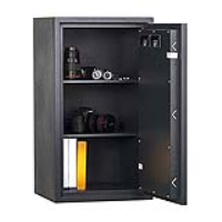 KML26986 CHUBB Keyed Lock Home and Office Safe 71L