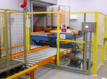 UK Supplier Of Bespoke Pallet Conveyors
