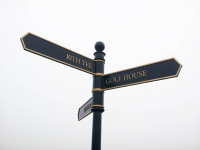 Custom Made Wayfinding Signage For Leisure Industries