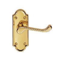Carlisle Brass Ashtead Suite Door Handle On Short Latch Plate Polished Brass