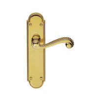 Carlisle Brass Chesham Door Handle on Latch Plate Polished Brass