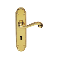 Carlisle Brass Chesham Door Handle on Lock Plate Polished Brass