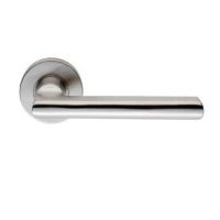 Eurospec CSL1134 Carlton Door Handle on Rose SSS