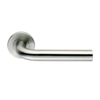 Eurospec SteelWorx 16 mm Straight Stainless Steel Door Handle on Rose SSS