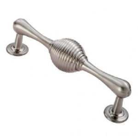 Fingertip Design Reeded Cupboard Handle Satin Nickel