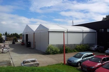 Temporary Buildings With Non-Insulated Roof
