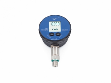 High-Accuracy LEO-Record Digital Manometers