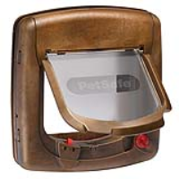 PetSafe Staywell Deluxe Magnetic 4-Way Locking Cat Flap - Woodgrain