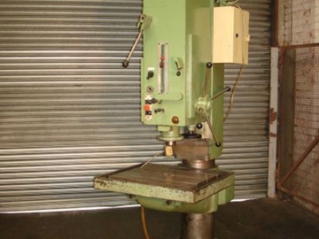 Qualters & Smith Radial Drilling Machines