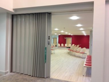 Accordion Fire Doors For Medical Industries