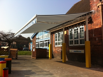 Retractable Awnings for Education & Schools