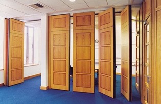 Moveable Walls for Meeting Rooms