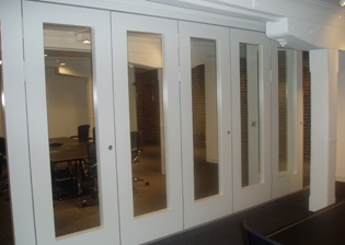 Hinged Sliding Folding Modules for Meeting Rooms