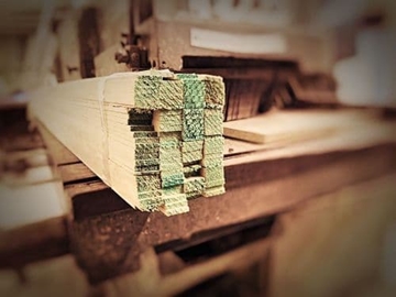 BULK BUYS Timber Laths 22mm x 3mm - 3metres x 100 lengths