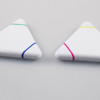  Promotional Triangular 3-Colour Highlighters