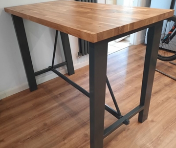 Manufacture Service of a breakfast bar Oxford