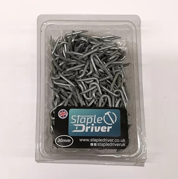 UK Suppliers Of Electro Galvanised 30 mm Wire Staples For Staple Driver In  South West England