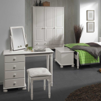 Traditional White 4 Drawer Dressing Table With White Wooden Handles 73.9 x 100.3cm