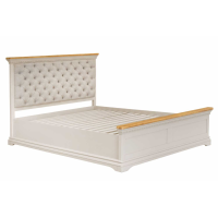 Winchester 5' Bed Upholstered